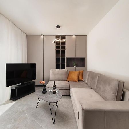 30 Senses Luxury Apartment Insight 伊利索斯 外观 照片