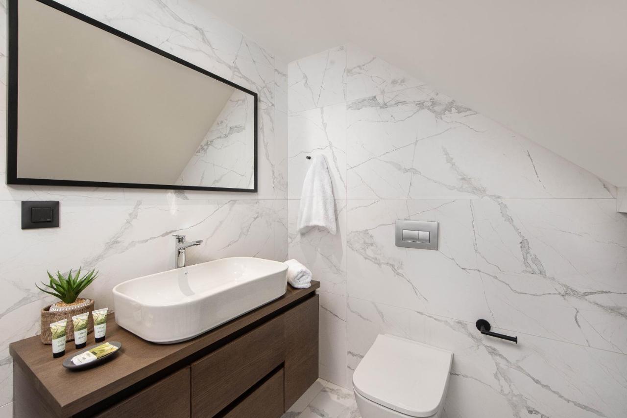 30 Senses Luxury Apartment Insight 伊利索斯 外观 照片