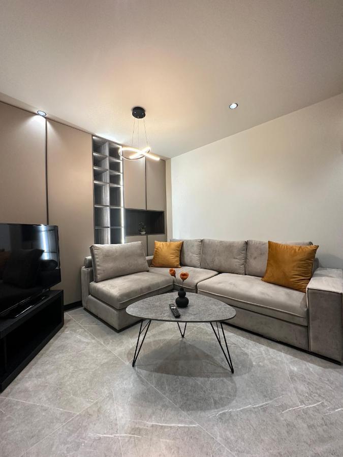 30 Senses Luxury Apartment Insight 伊利索斯 外观 照片